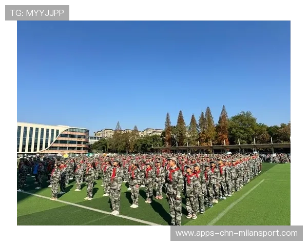 比沃尔公开课上展示凌厉的步伐变化