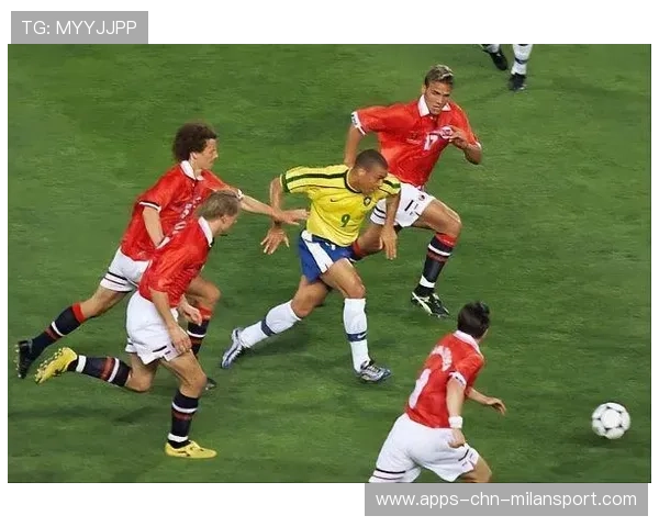 加拿大创造历史性突破，戴维斯弧线球淘汰对手